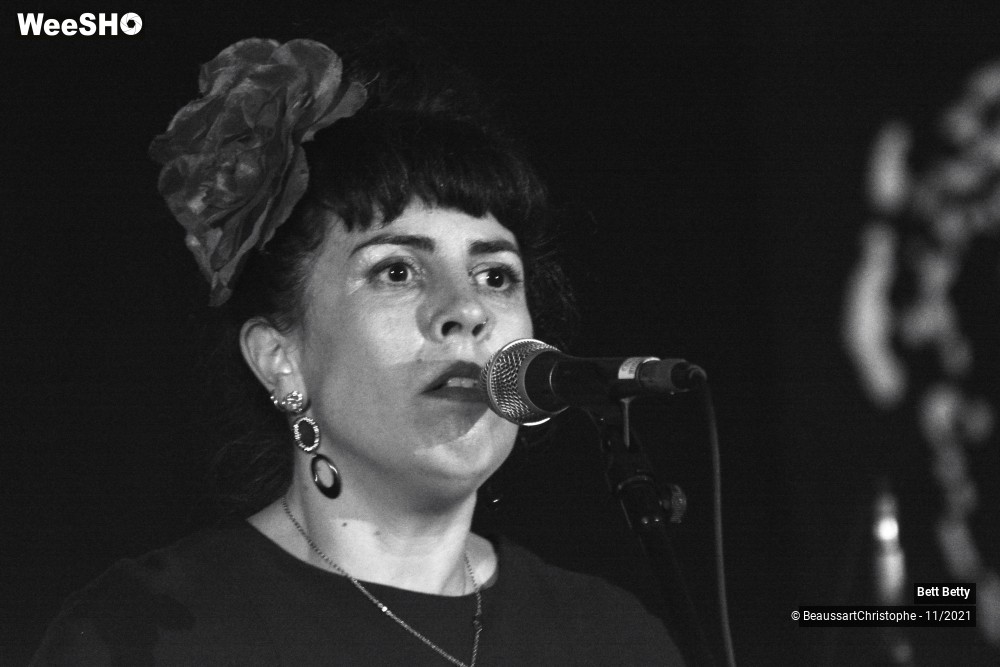 23/27 photos du spectacle Rose Betty Klub