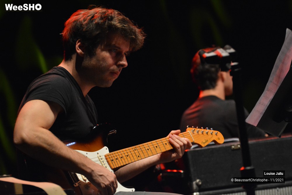 27/31 photos du spectacle Louise Jallu