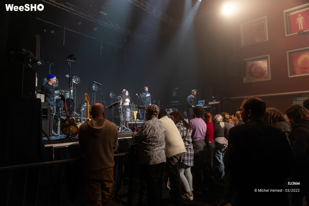 45/73 photos du spectacle Ez3kiel
