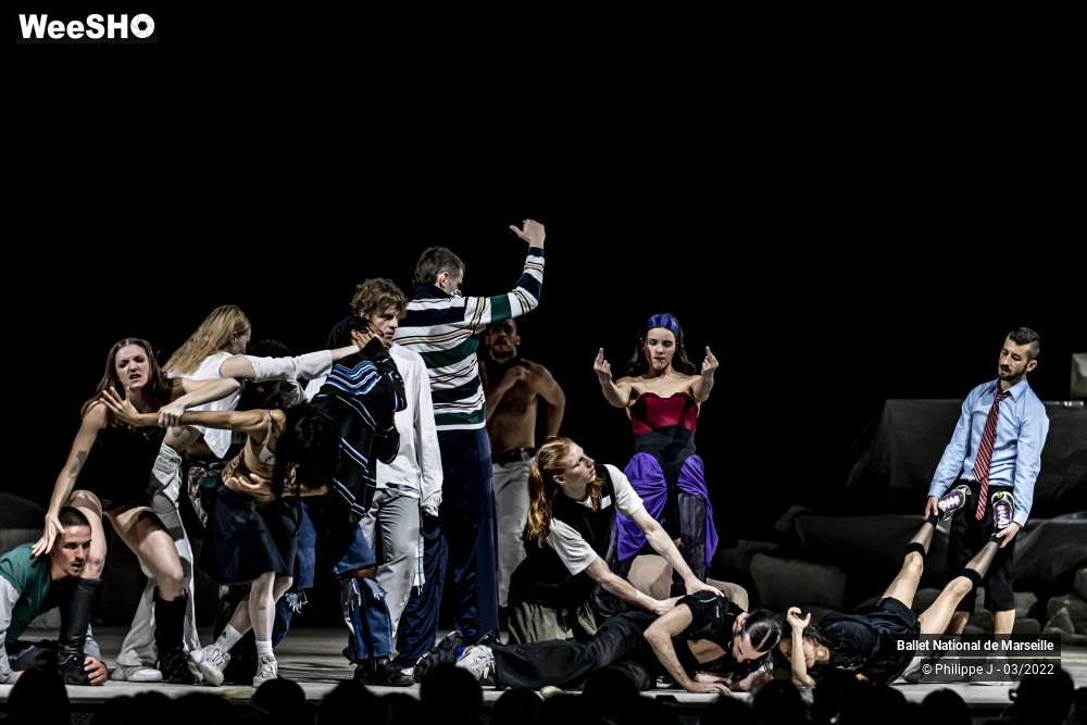 25/61 photos du spectacle A room with a view