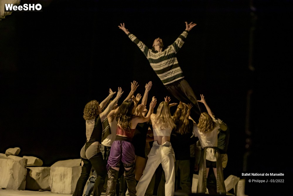 41/61 photos du spectacle A room with a view