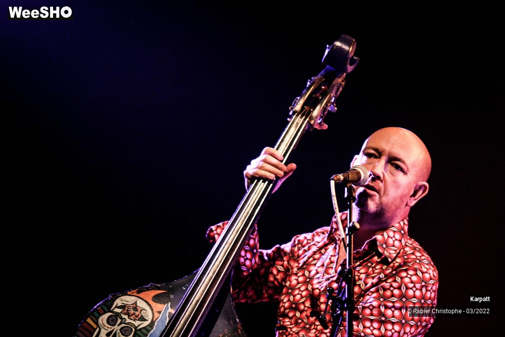 25/54 photos du spectacle Karpatt