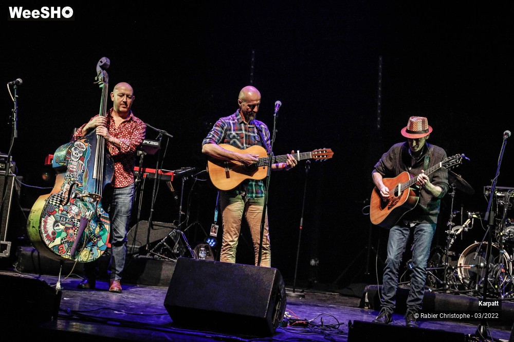 32/54 photos du spectacle Karpatt