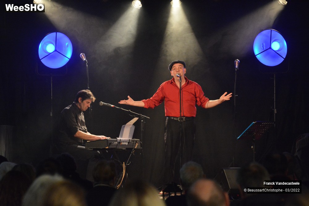 13/35 photos du spectacle Franck chante l'Amour