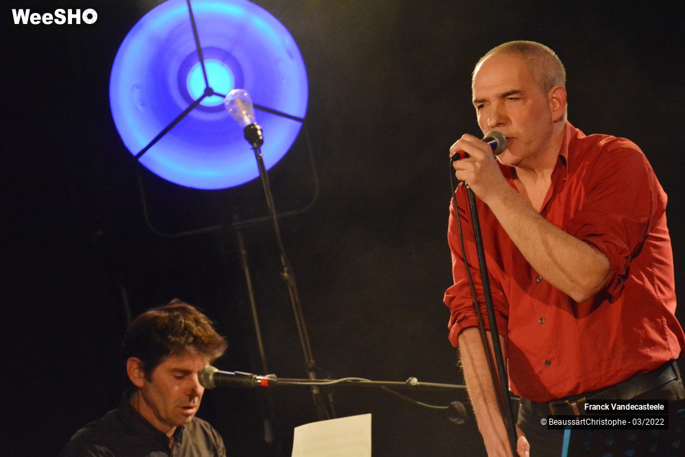 21/35 photos du spectacle Franck chante l'Amour