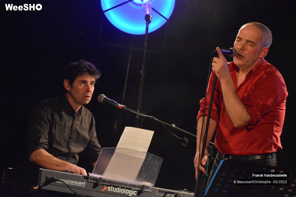 23/35 photos du spectacle Franck chante l'Amour
