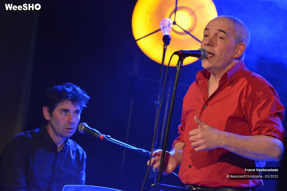 25/35 photos du spectacle Franck chante l'Amour