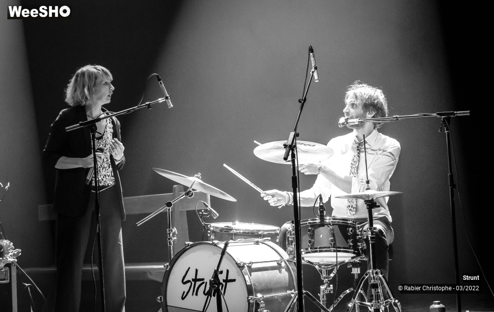 3/47 photos du spectacle Strunt