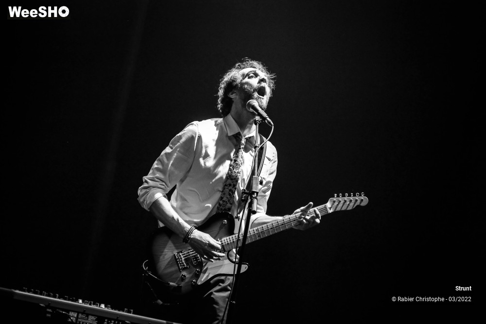 37/47 photos du spectacle Strunt