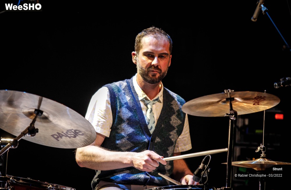 43/47 photos du spectacle Strunt