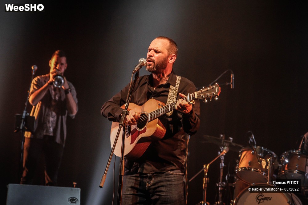 48/52 photos du spectacle Thomas Pitiot