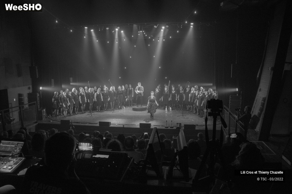 16/17 photos du spectacle Lili Cros et Thierry Chazelle+ Choeur de Femmes L
