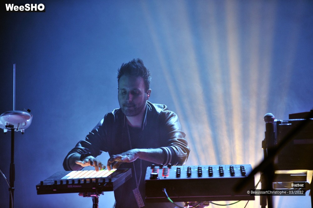 12/42 photos du spectacle Bazbaz et Manudigital "#Love Bordel"