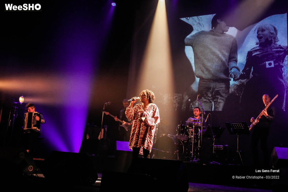 5/40 photos du spectacle Les gens Ferrat