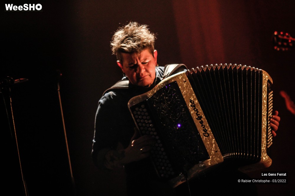 25/40 photos du spectacle Les gens Ferrat
