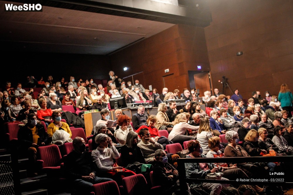1/37 photos du spectacle Ambiance au Festival A Travers Chants 2022