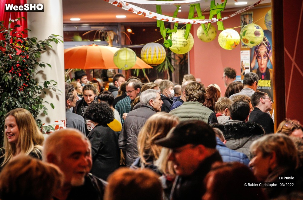 3/37 photos du spectacle Ambiance au Festival A Travers Chants 2022