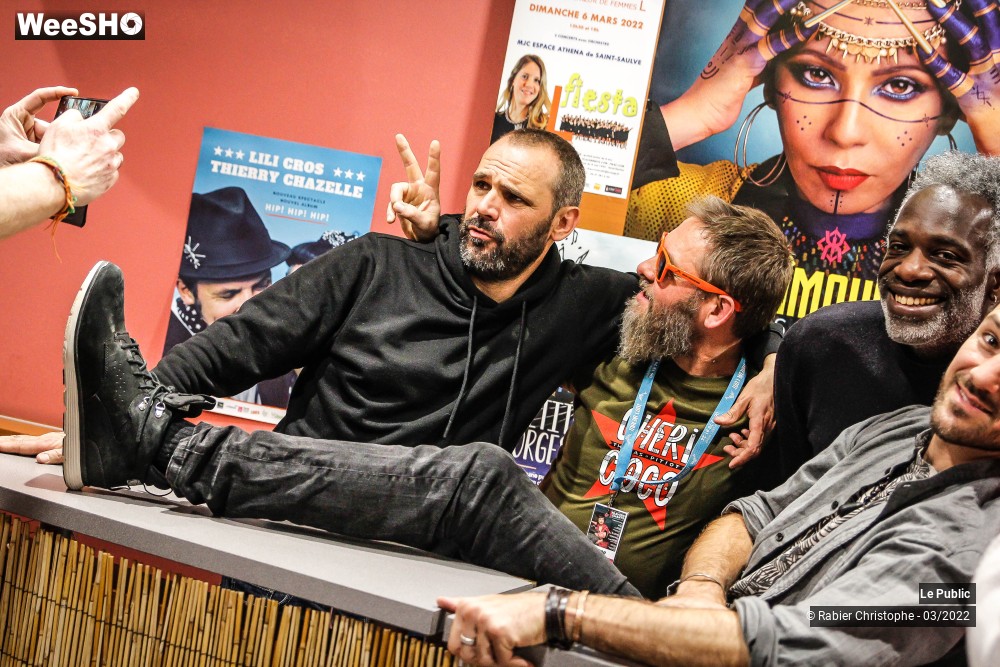 18/37 photos du spectacle Ambiance au Festival A Travers Chants 2022