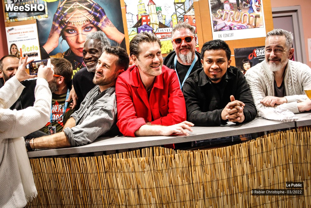 26/37 photos du spectacle Ambiance au Festival A Travers Chants 2022