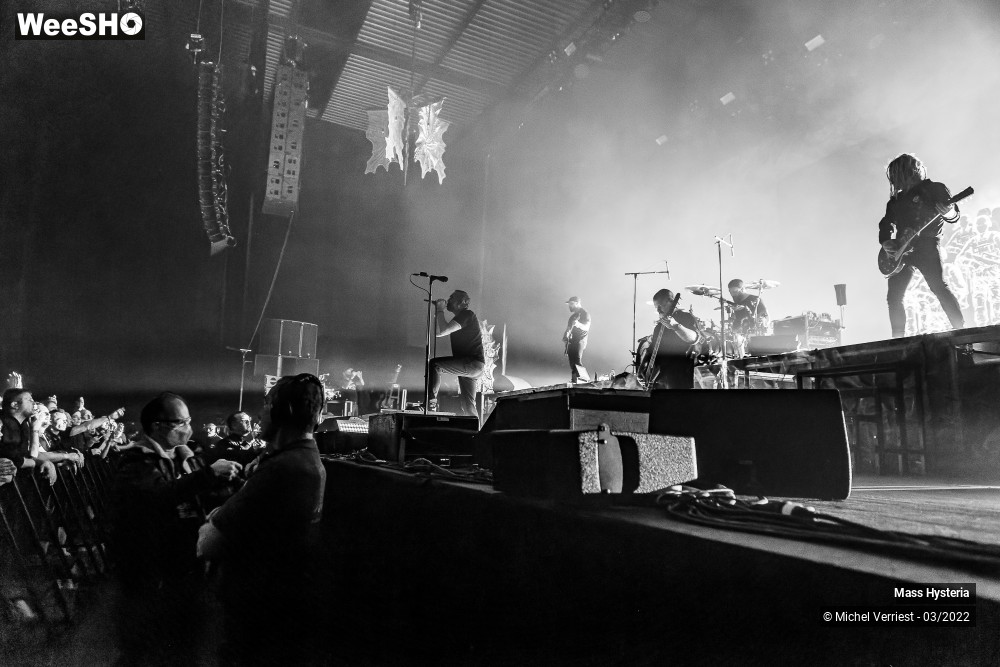 79/100 photos du spectacle Mass Hystéria