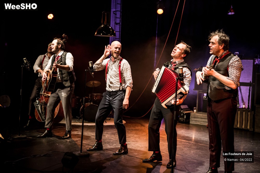 13/21 photos du spectacle Les Fouteurs de Joie