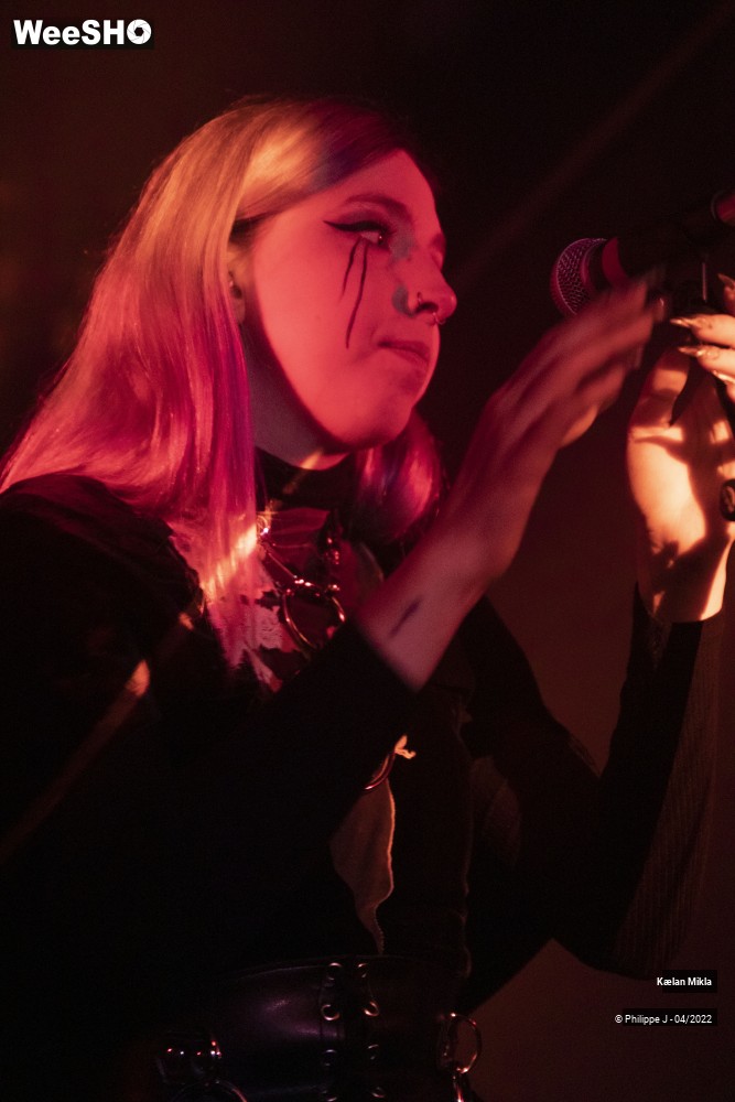 10/39 photos du spectacle Kælan Mikla