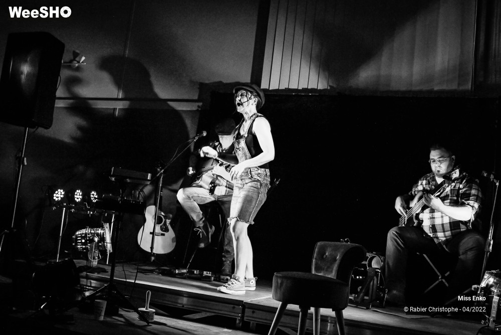 7/61 photos du spectacle Miss Enko