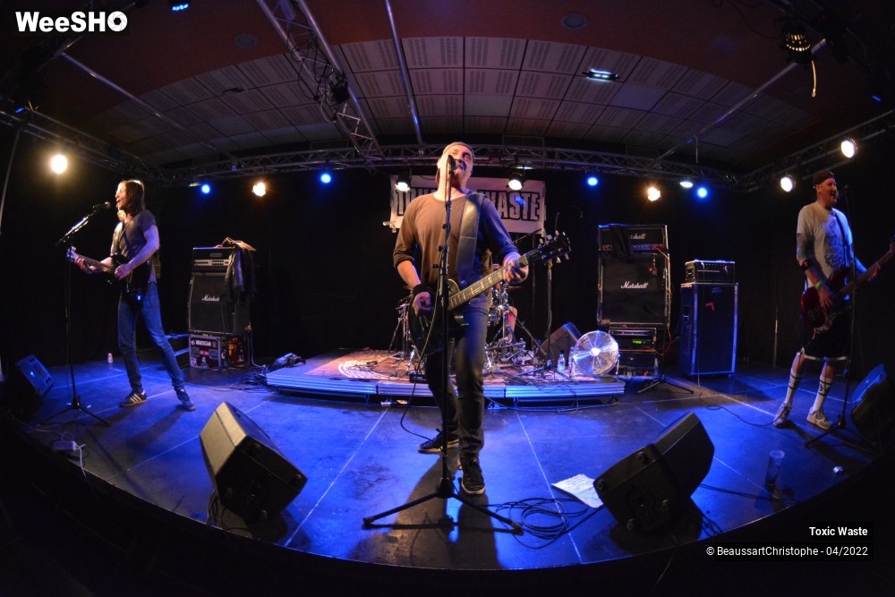 4/33 photos du spectacle Toxic Waste