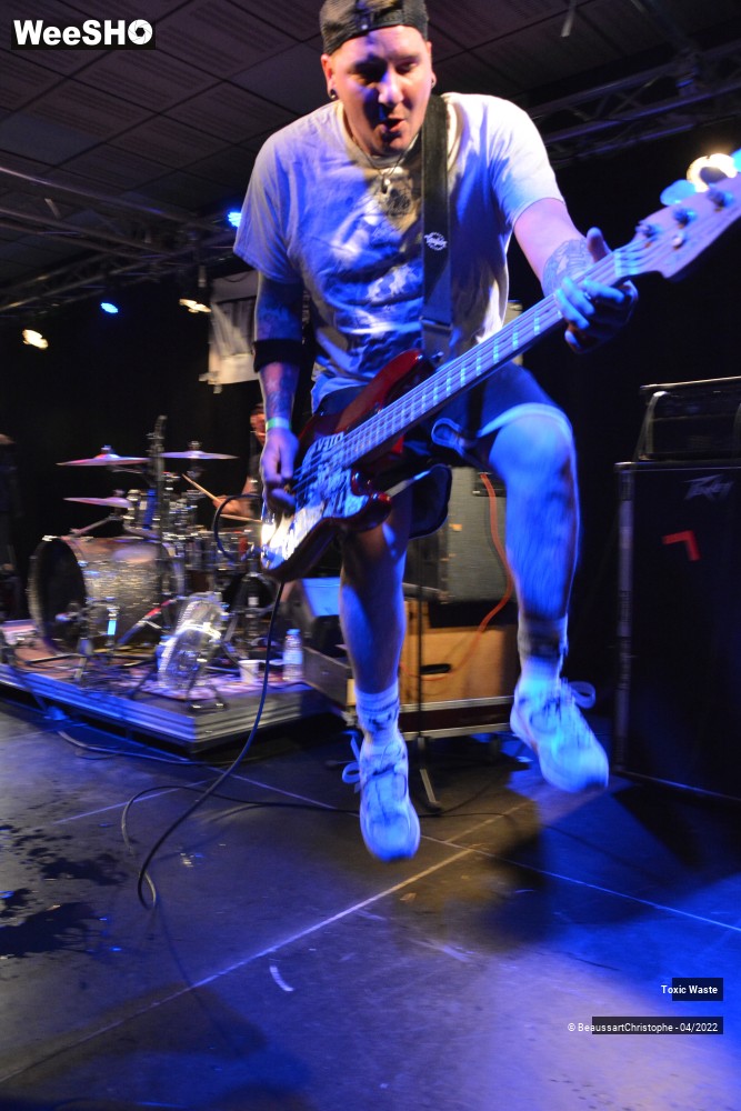 20/33 photos du spectacle Toxic Waste
