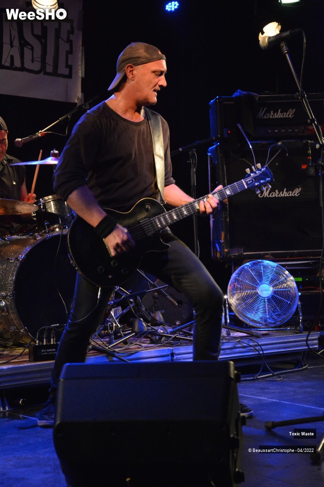 24/33 photos du spectacle Toxic Waste