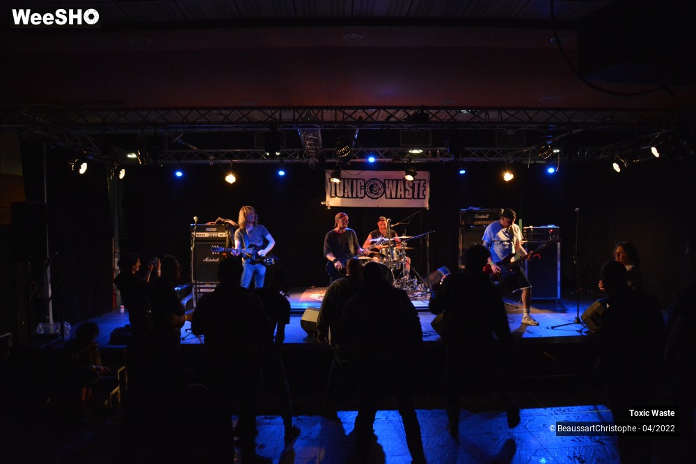 26/33 photos du spectacle Toxic Waste