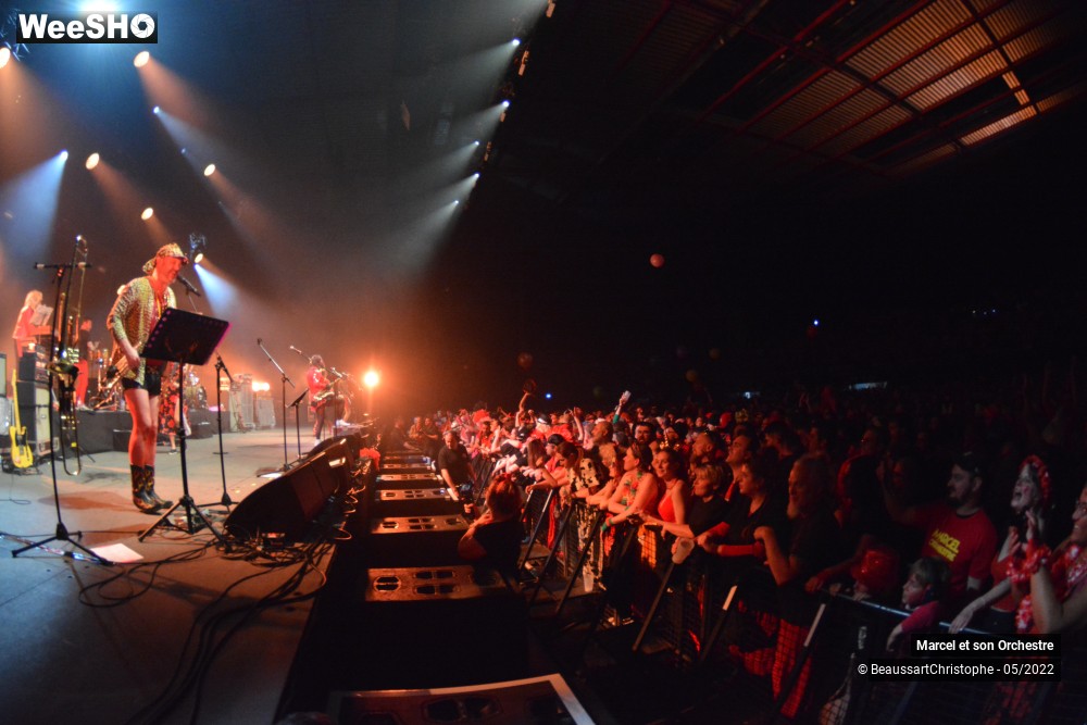 39/100 photos du spectacle Marcel et son Orchestre & Les Fatals Picards "La Mégateuf" au Zenith de Lille