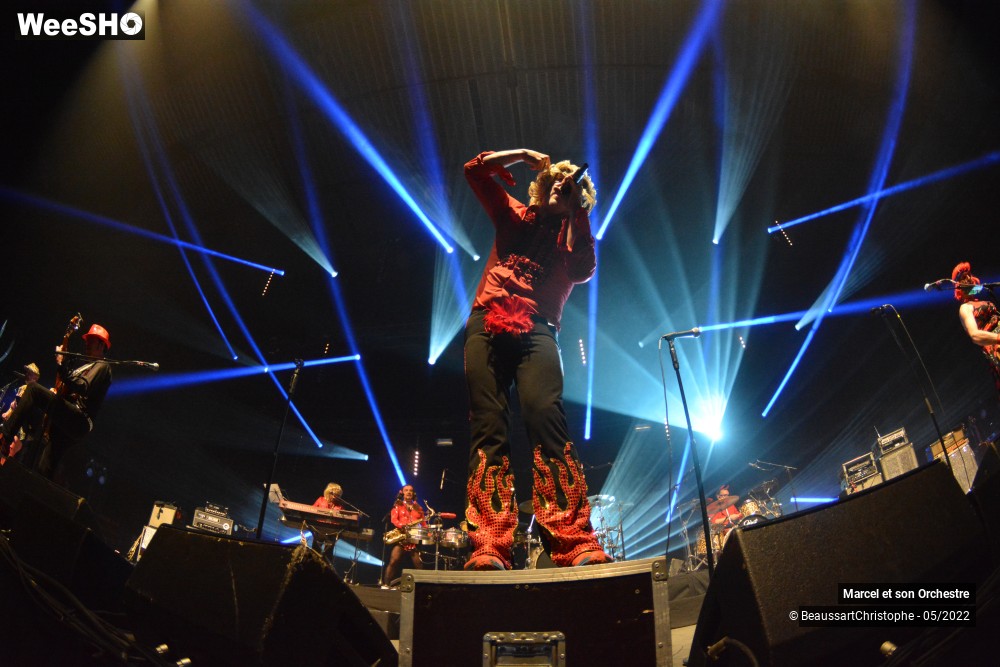 41/100 photos du spectacle Marcel et son Orchestre & Les Fatals Picards "La Mégateuf" au Zenith de Lille