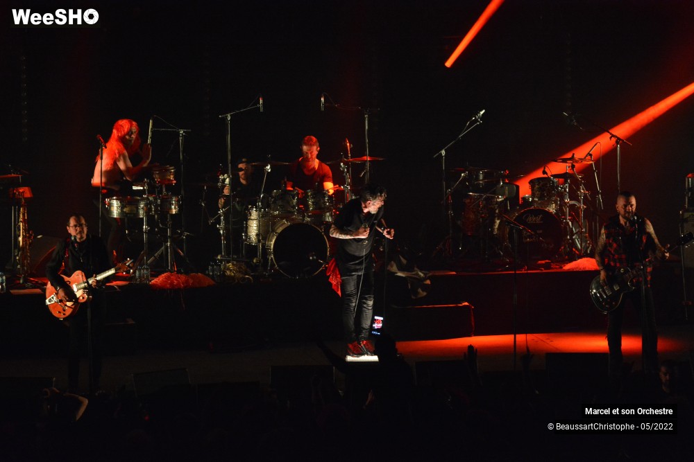 54/100 photos du spectacle Marcel et son Orchestre & Les Fatals Picards "La Mégateuf" au Zenith de Lille