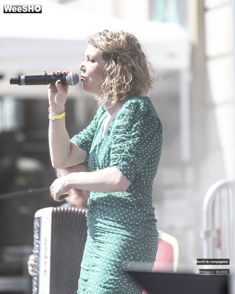 52/93 photos du spectacle Parade Utopia