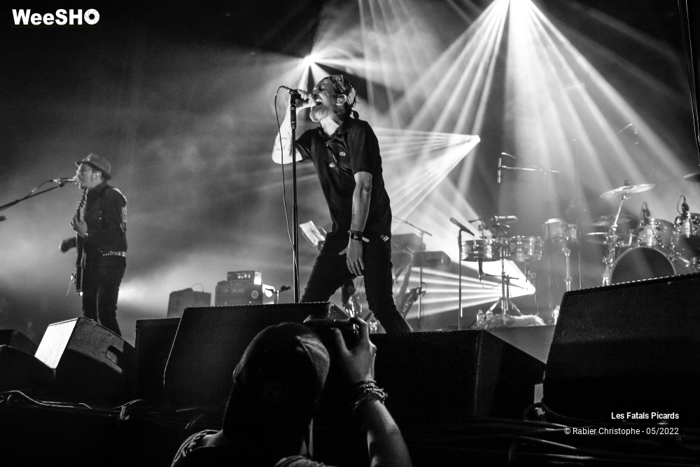 96/99 photos du spectacle Marcel et son orchestre + les fatals picards part 2