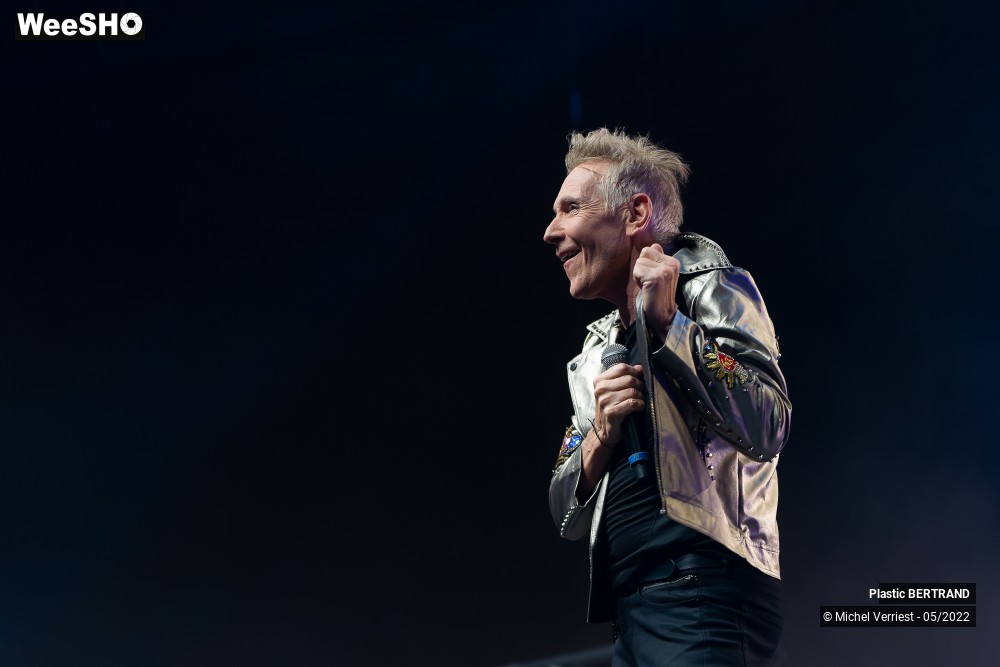 27/66 photos du spectacle Plastic Bertrand