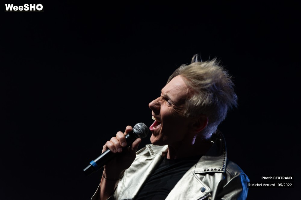 28/66 photos du spectacle Plastic Bertrand