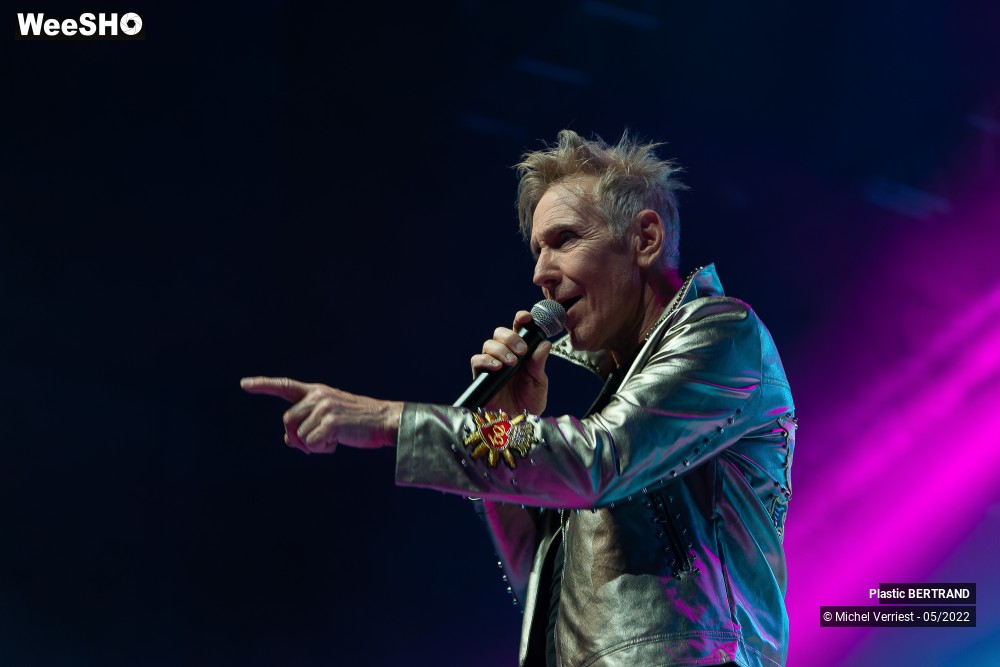 32/66 photos du spectacle Plastic Bertrand