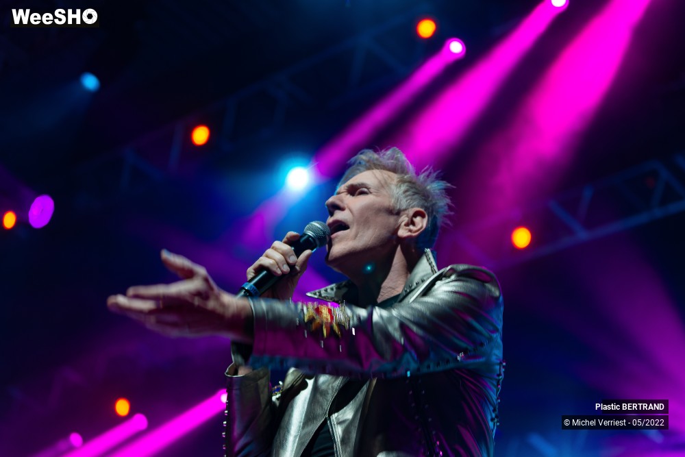35/66 photos du spectacle Plastic Bertrand