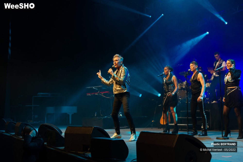 38/66 photos du spectacle Plastic Bertrand