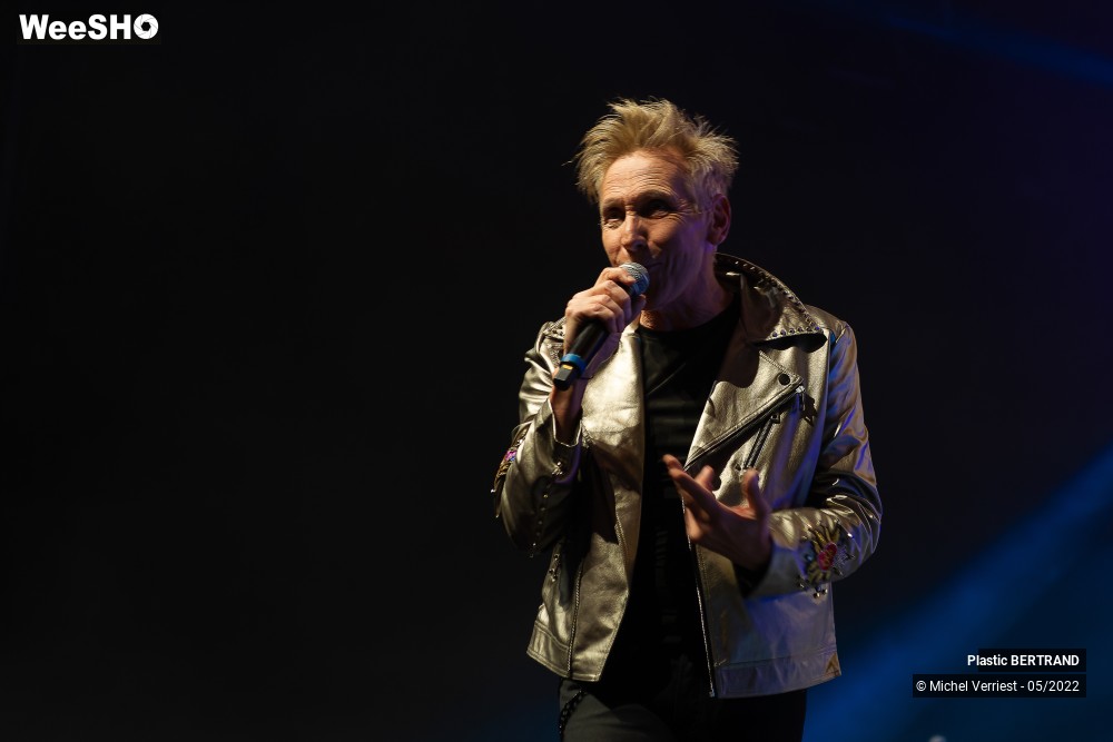 46/66 photos du spectacle Plastic Bertrand