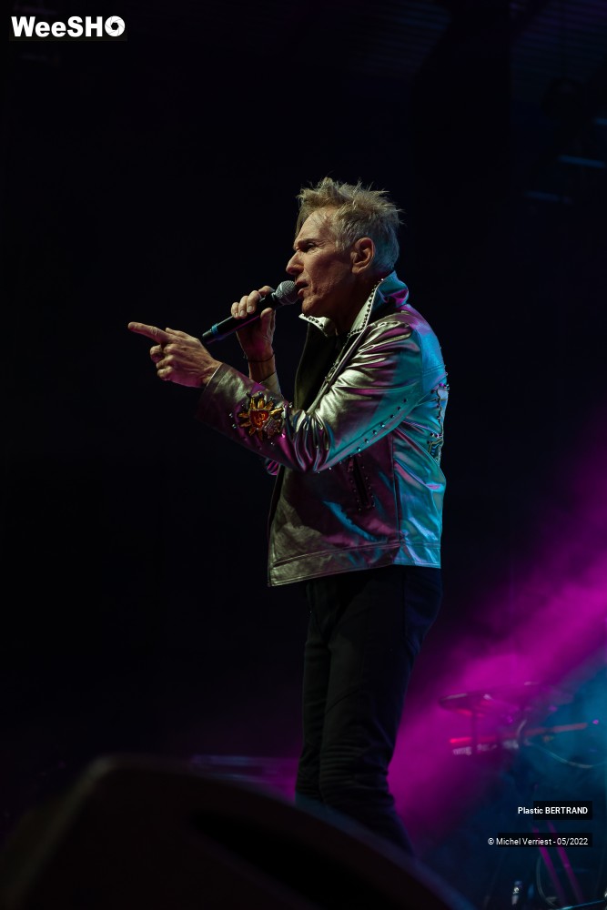 53/66 photos du spectacle Plastic Bertrand