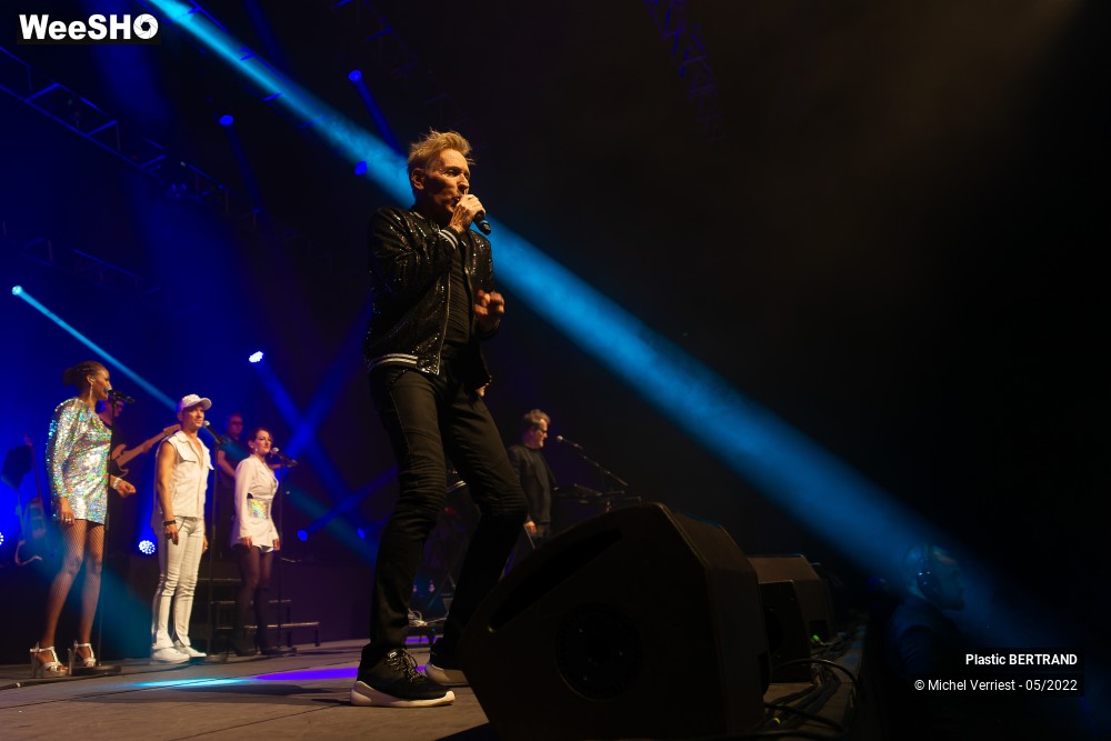 60/66 photos du spectacle Plastic Bertrand