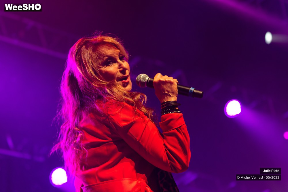 9/36 photos du spectacle Julie Pietri