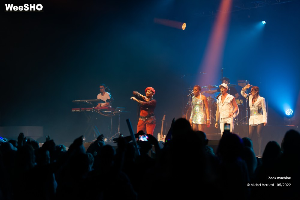 36/58 photos du spectacle zook machine