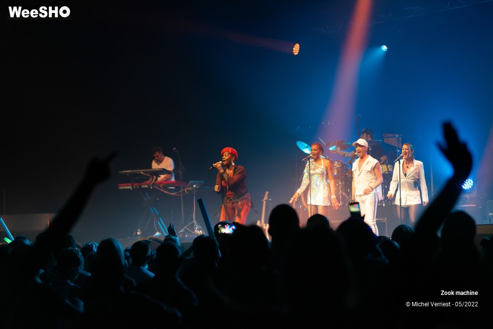 37/58 photos du spectacle zook machine