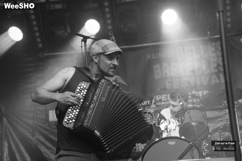2/14 photos du spectacle Zoé sur le pavé