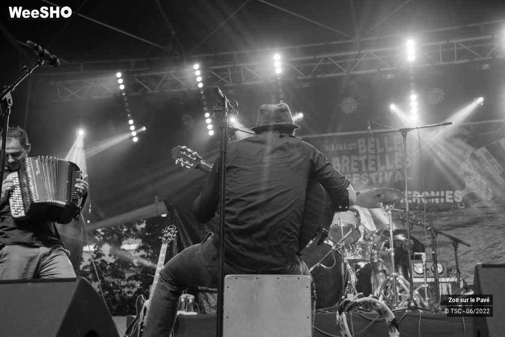 12/14 photos du spectacle Zoé sur le pavé
