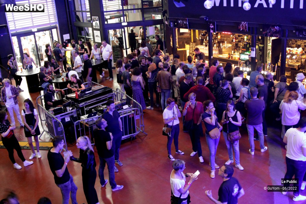 2/45 photos du spectacle Ambiance Red Hot Experience
